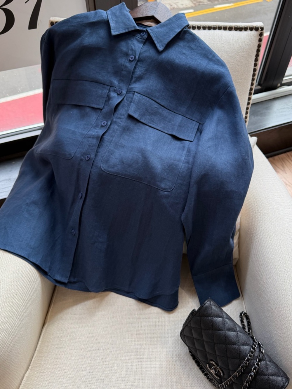 Women’s 100% linenClassic Navy Button-Up Shirt